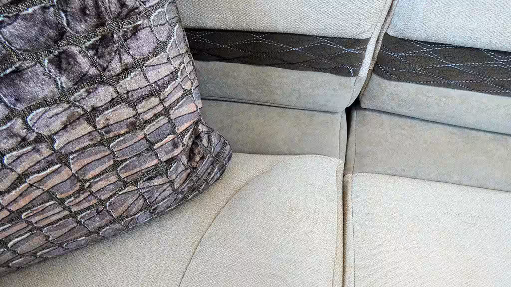 13597 19 0 132337