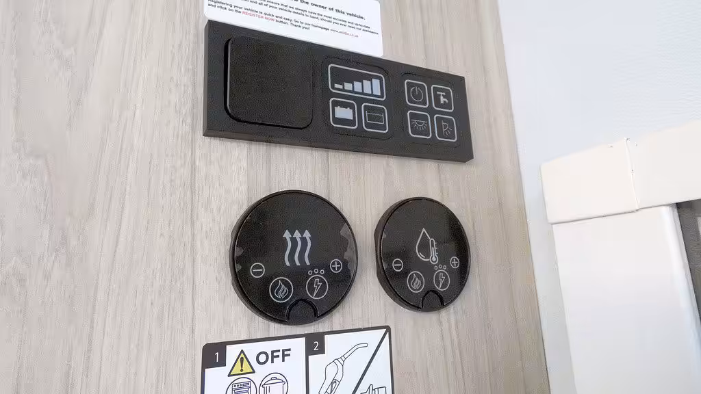 13711 7 0 136056