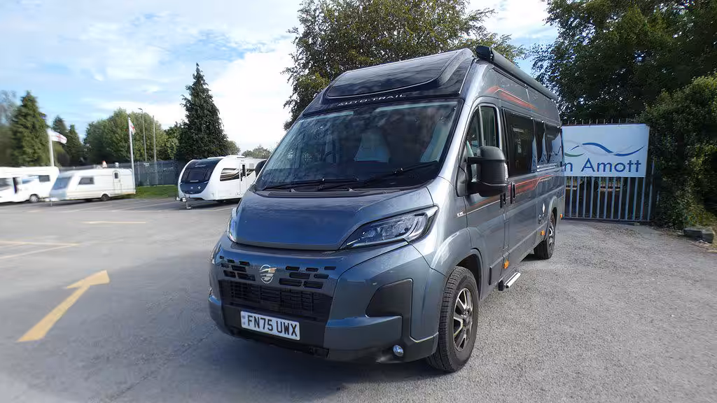 Used AUTO-TRAIL V-LINE 635 SPORT 2025 Motorhome