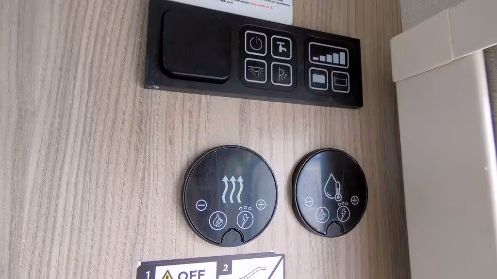 13151 6 0 124749