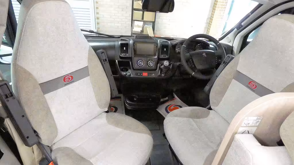13707 14 1 135541