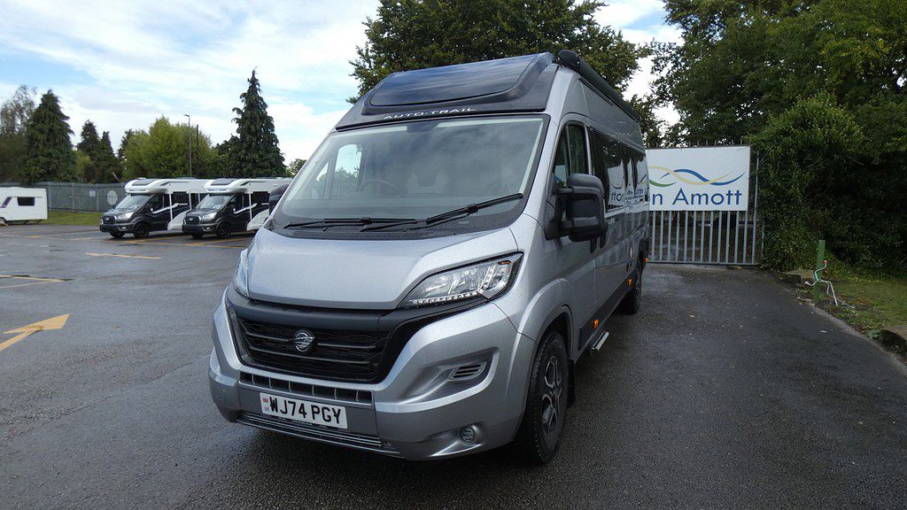 Used AUTO-TRAIL V-LINE 635 SPORT 2024 Motorhome