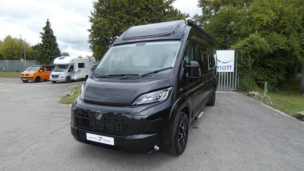 New AUTO-TRAIL V-LINE SPORT 610 2026 Motorhome