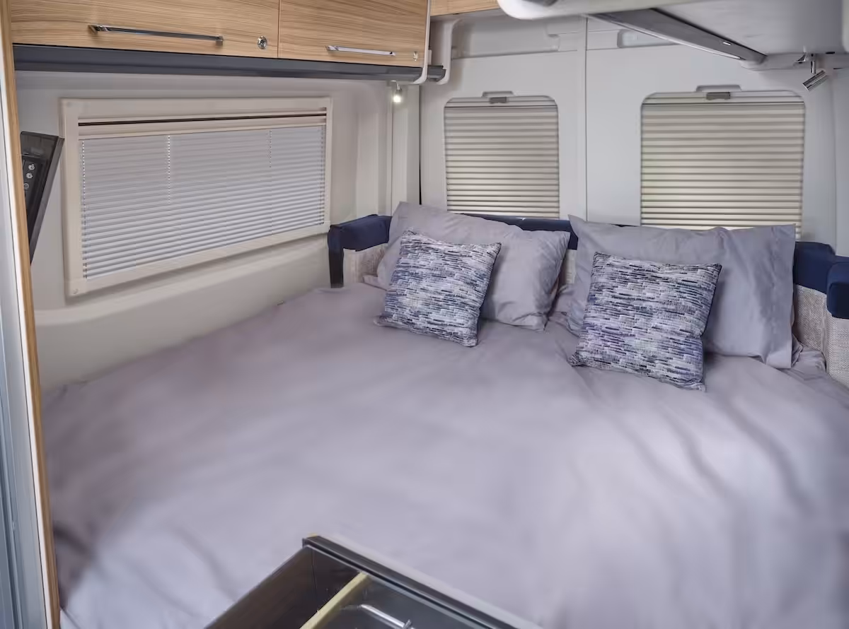 Endeavour Interior 3 1