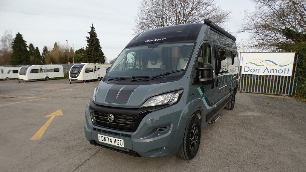 Used SWIFT CARRERA 122 2024 Motorhome