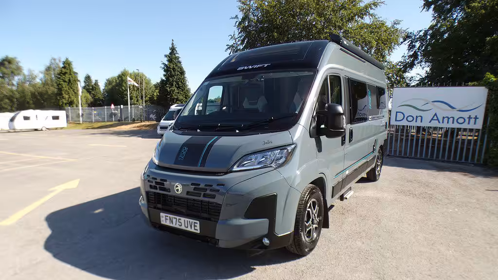 Used SWIFT CARRERA 122 2025 Motorhome