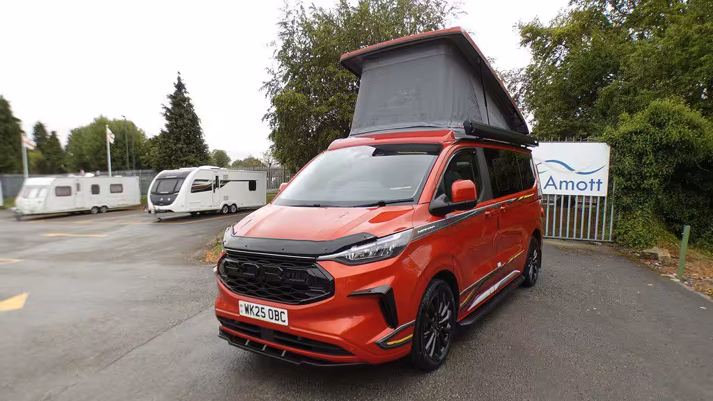 Used SWIFT MONZA S 2025 Motorhome